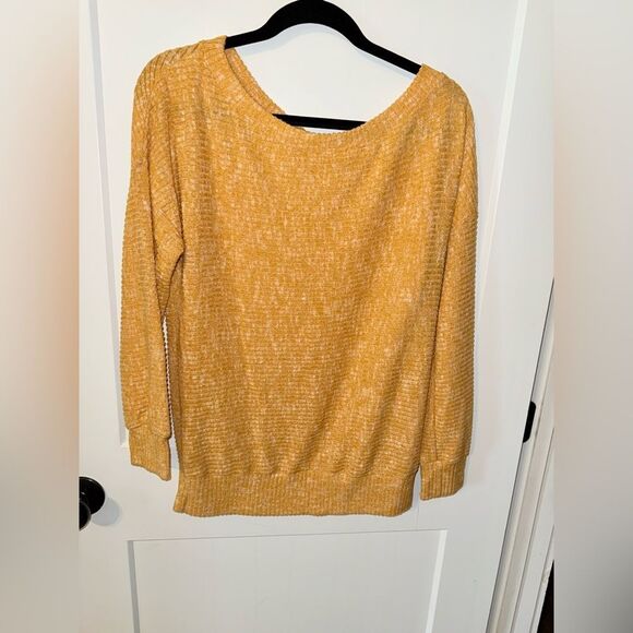 White Birch Yellow Crew Neck Sweater Textured Knit - Picture 1 of 3